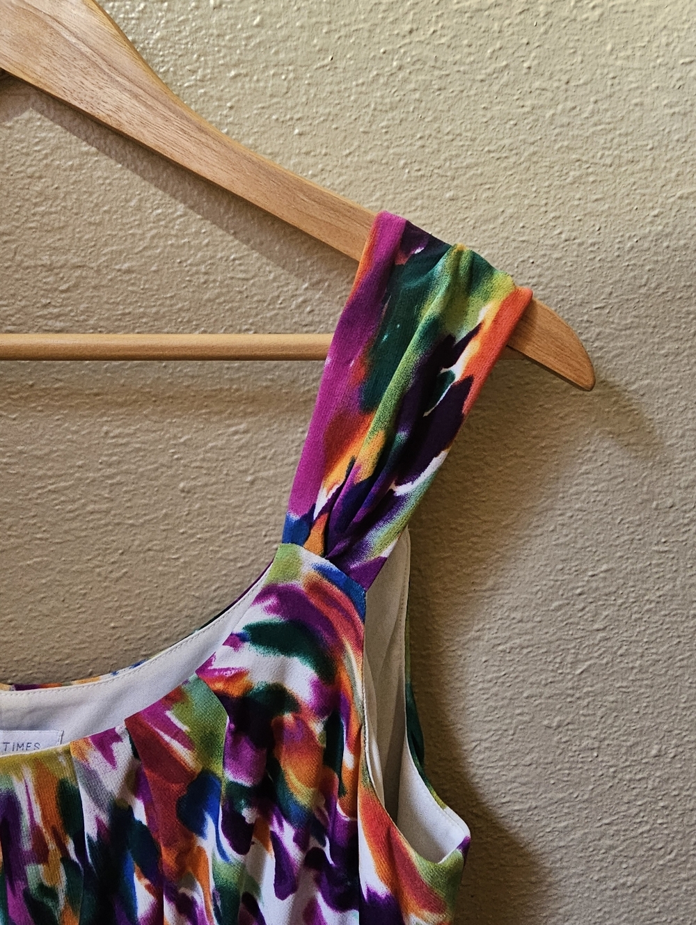 Beautiful Y2K Style Vibrant Dress 12 - Picture 4 of 5